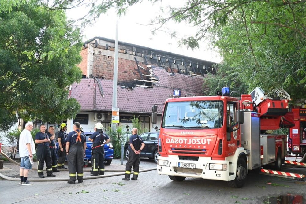 Lángok Szolnok belvárosában