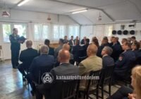 Vármegyei tűzoltókat ismertek el
