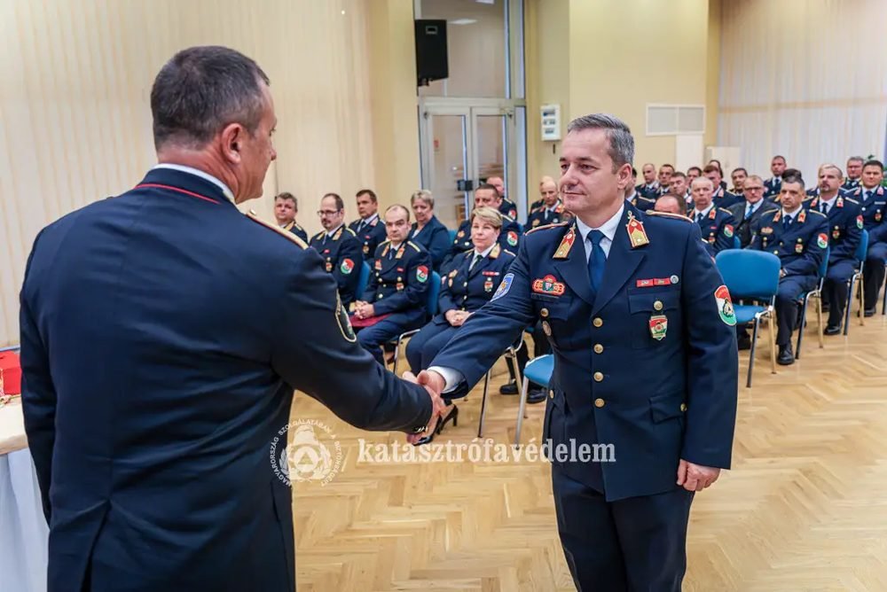 Három vármegyei tűzoltót ismertek el a nemzeti ünnep alkalmából