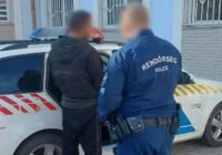 12+1 találat: a nyeremény bilincs és őrizet