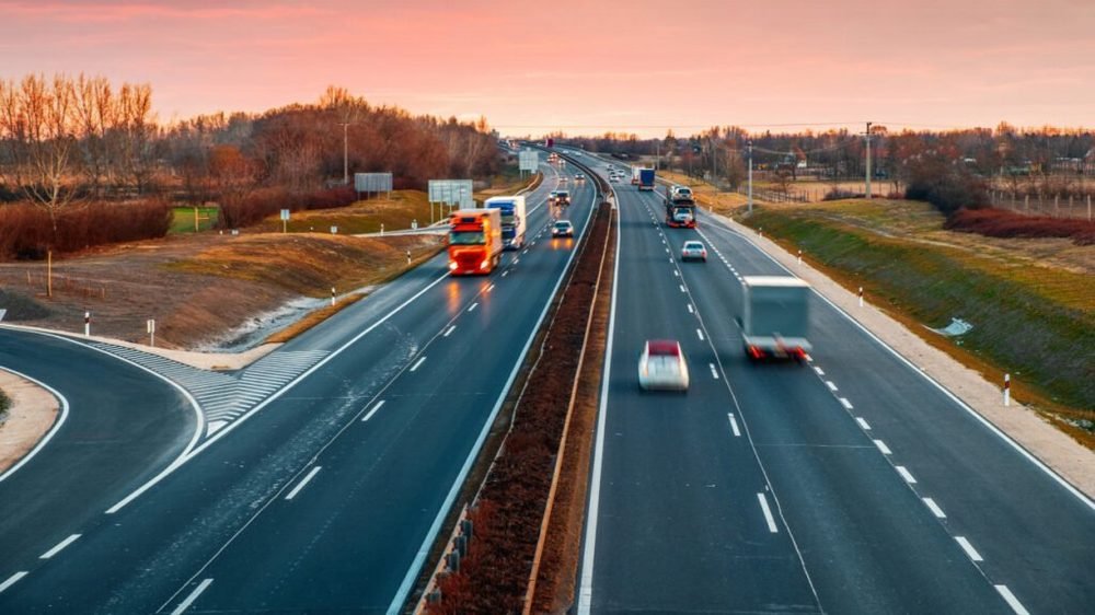 Vasárnaptól megvásárolhatók a 2025-ös autópálya-matricák