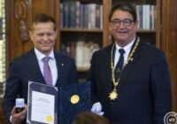 Krausz Ferenc kapta a Semmelweis Egyetem nemzetközi díját