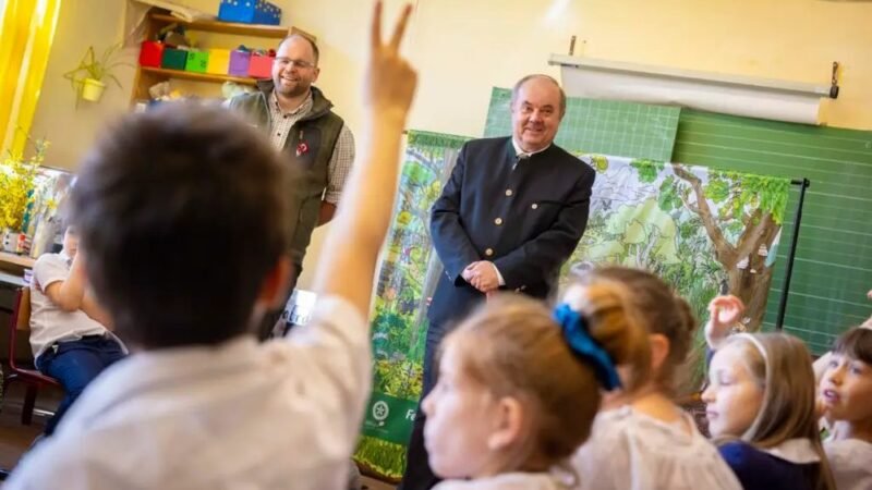 Idén tavasszal 500 iskolába költözik be az erdő