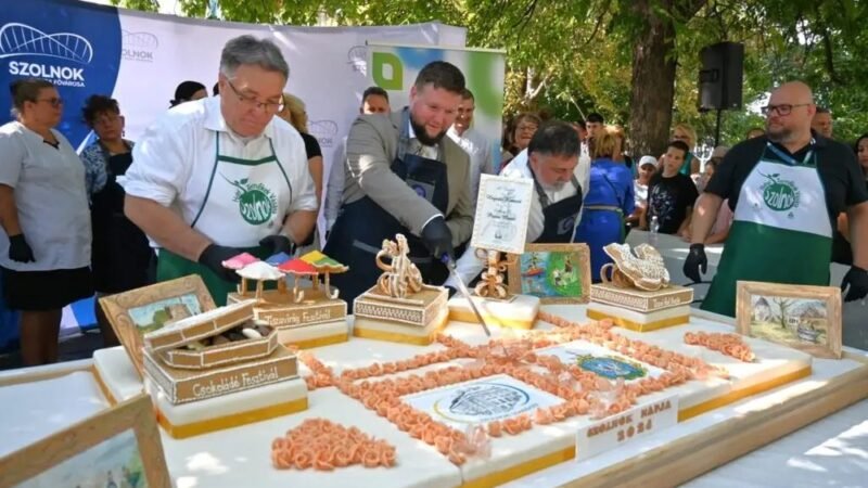 Felszelték Szolnok tortáját