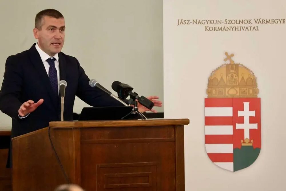 Visszapályázhatóvá tenné a kormány az iparűzési adó egy részét