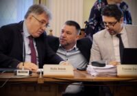 Polgármesteri hiszti, távozó hivatalvezetés