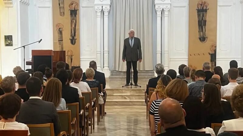„Fényesre csiszolt gyémántok” – tehetséges diákokat köszöntöttek