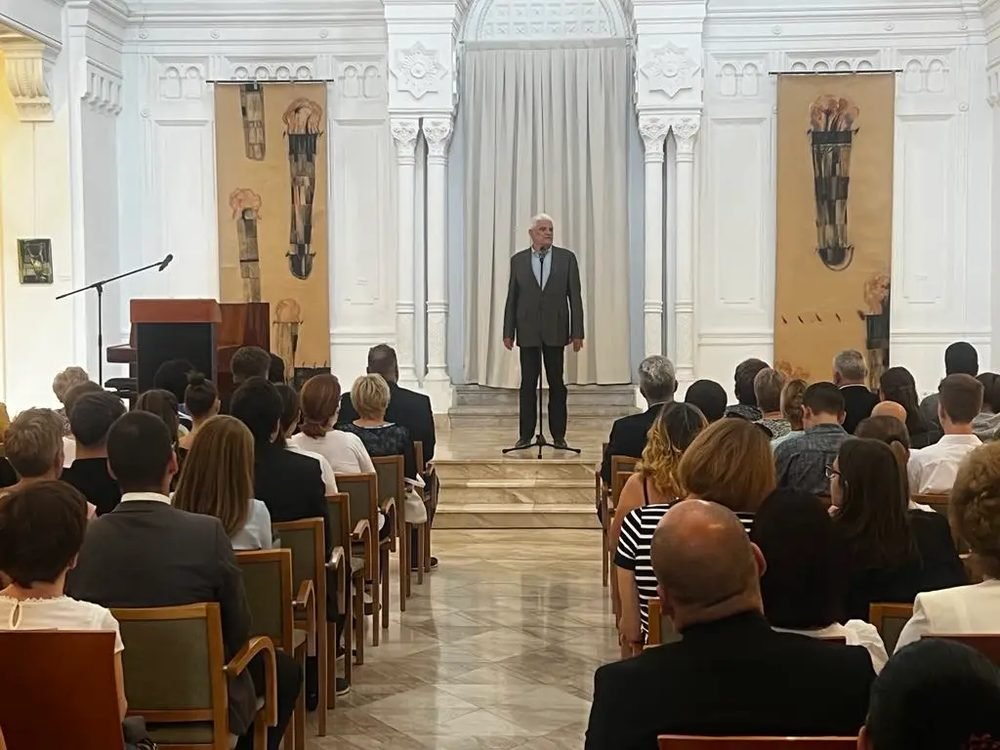 „Fényesre csiszolt gyémántok” – tehetséges diákokat köszöntöttek