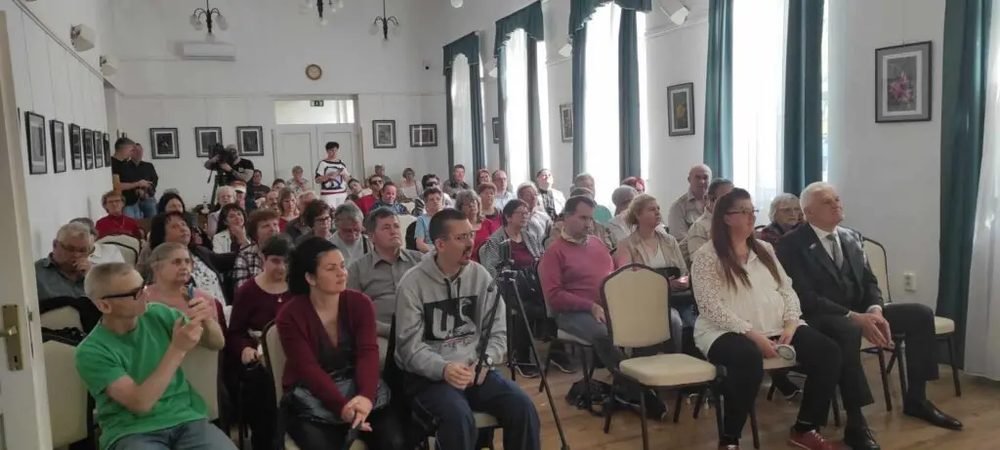 Kihirdették a Fények vakondja irodalmi pályázat győzteseit