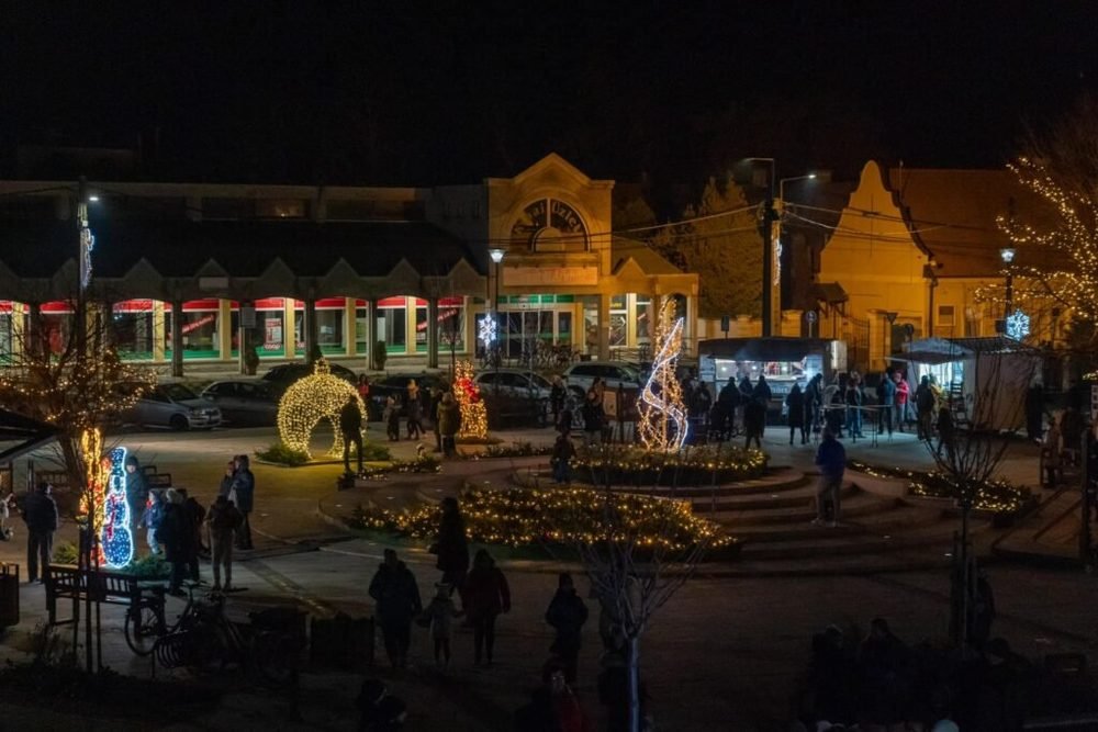 Varázslatos Advent vár Tiszafüreden – ünnepi élmények, amelyekért érdemes útra kelni!