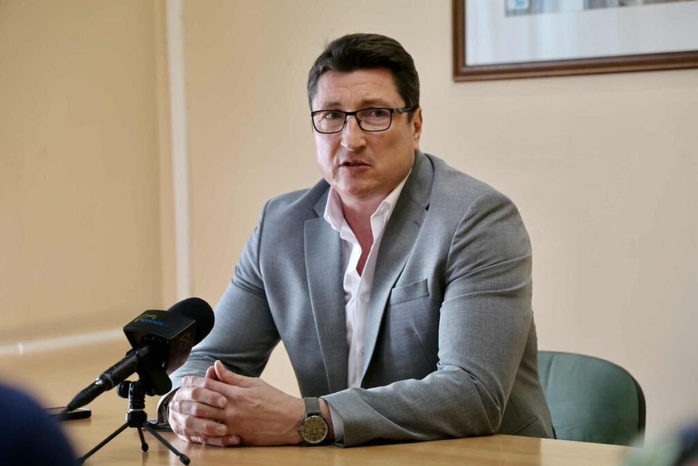 Politikai kitartottjait védi a polgármester?