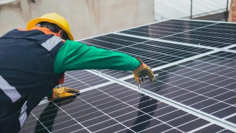 Már több mint 20 ezer család telepíthet napelemet és energiatárolót a Napenergia Plusz Program támogatásával