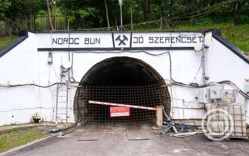 Parajd – Segélyprogrammal támogatja az Ökumenikus Segélyszervezet a sóbánya dolgozóinak családjait