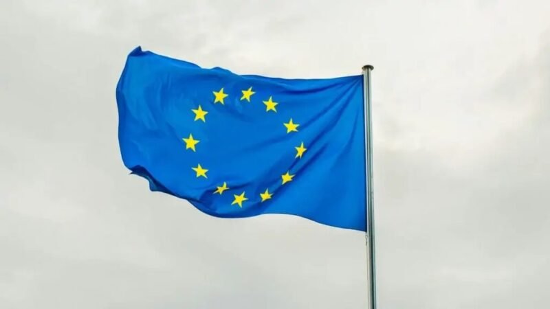 Eurobarométer: a fiatalok 64 százaléka szavazni kíván a közelgő európai parlamenti választásokon
