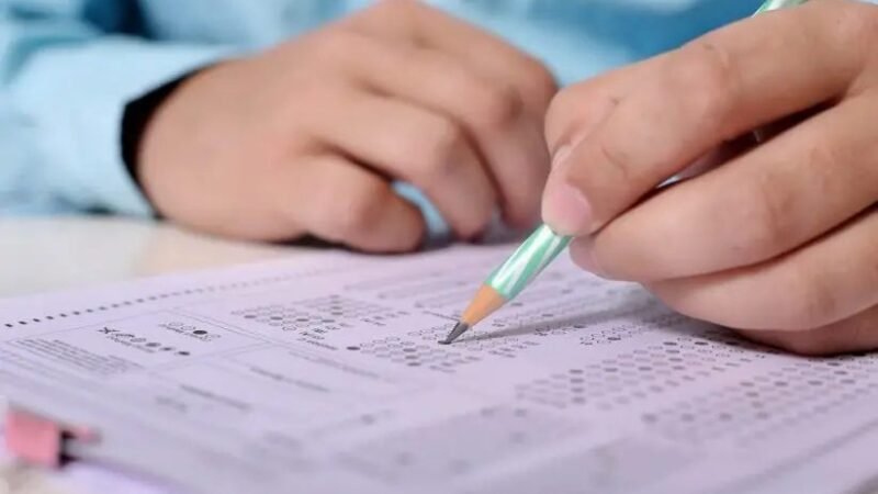 Matematikával folytatódott az írásbeli érettségi