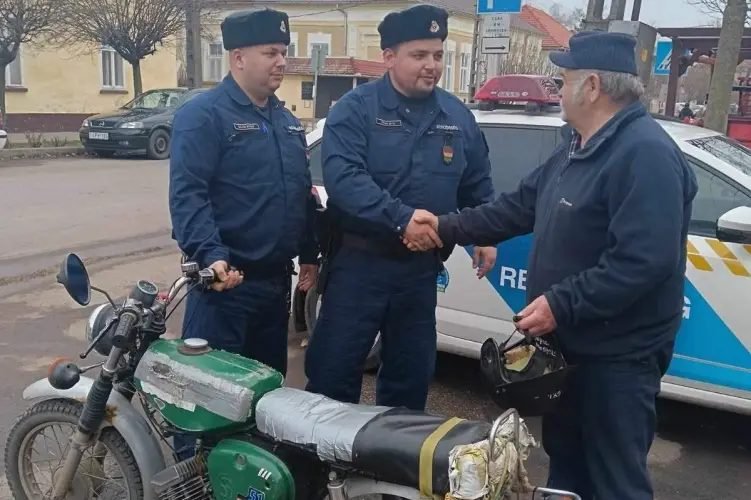 A nádasban rejtette el a lopott motort