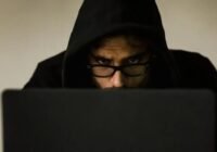 Nyáron sem pihennek az online csalók
