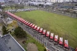Hetvenkét új gépjármű és számos eszköz talált gazdára