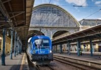 A téli szünetben is díjmentesen utazhatnak az alsó tagozatosok a MÁV-START, a GYSEV és a Volánbusz járatain