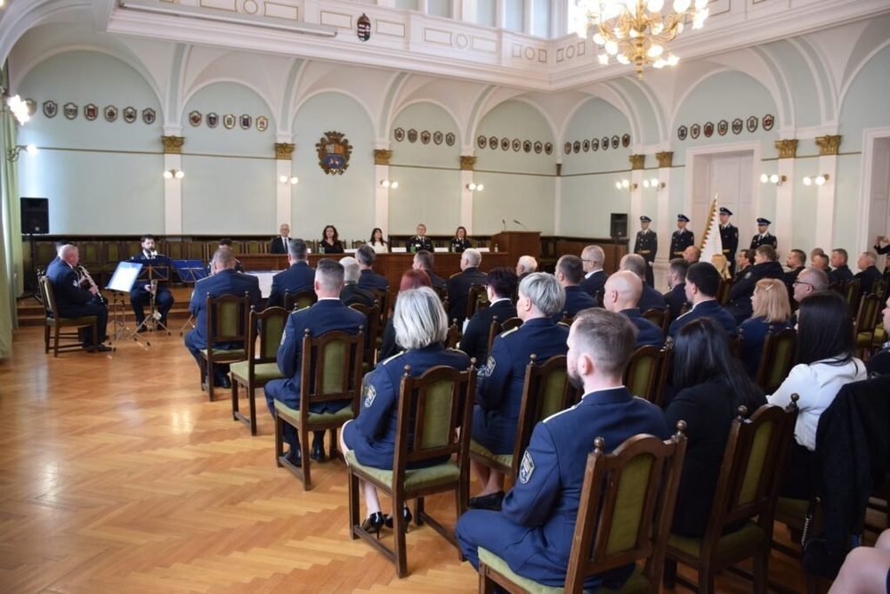 Elismerések a Jász-Nagykun-Szolnok Vármegyei Rendőr-főkapitányságon